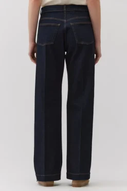 Jeansy wide leg w kolorze ciemnego granatu